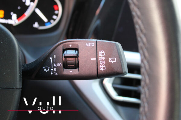 BMW 3 Touring 320d 2.0 - Imagen 27