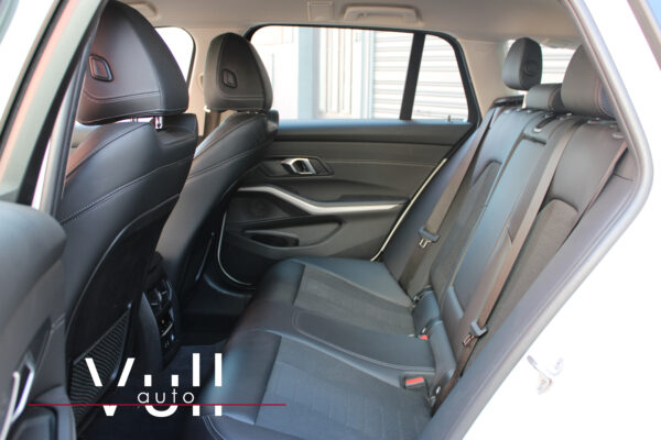 BMW 3 Touring 320d 2.0 - Imagen 28
