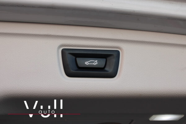 BMW 3 Touring 320d 2.0 - Imagen 33