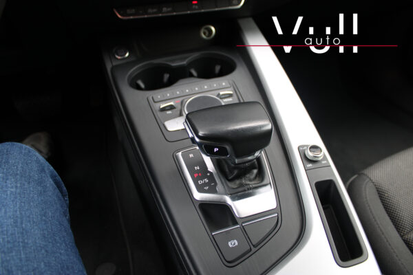 AUDI A4 2.0 TDI quattro S tronic Avant - Imagen 27