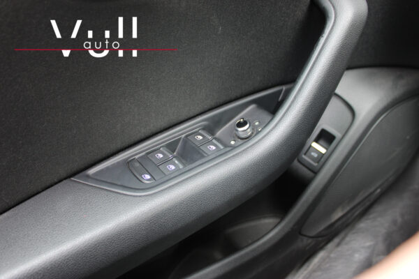 AUDI A4 2.0 TDI quattro S tronic Avant - Imagen 29