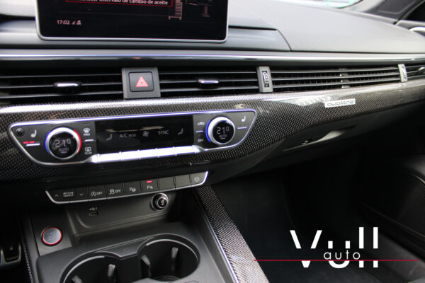 Audi A4 S4 3.0 V6 TFSI Quattro - Imagen 24