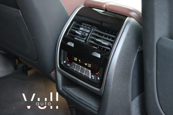 BMW X5 XDrive 30D Individual 265cv - Imagen 29