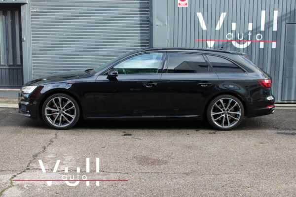 Audi A4 S4 3.0 V6 TFSI Quattro - Imagen 5