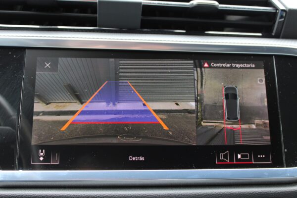 AUDI Q3 40 TDI S tronic Quattro Black Line - Imagen 17