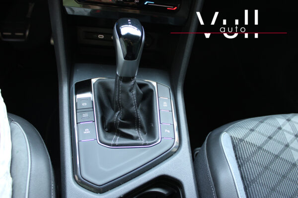 VOLKSWAGEN Tiguan RLine 2.0 TDI DSG - Imagen 18