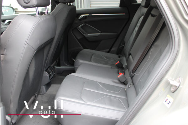 AUDI Q3 40 TDI S tronic Quattro Black Line - Imagen 38