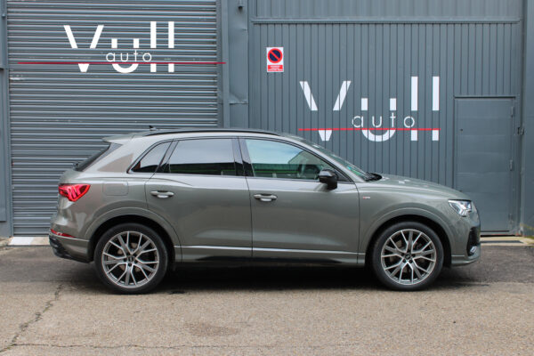 AUDI Q3 40 TDI S tronic Quattro Black Line - Imagen 9