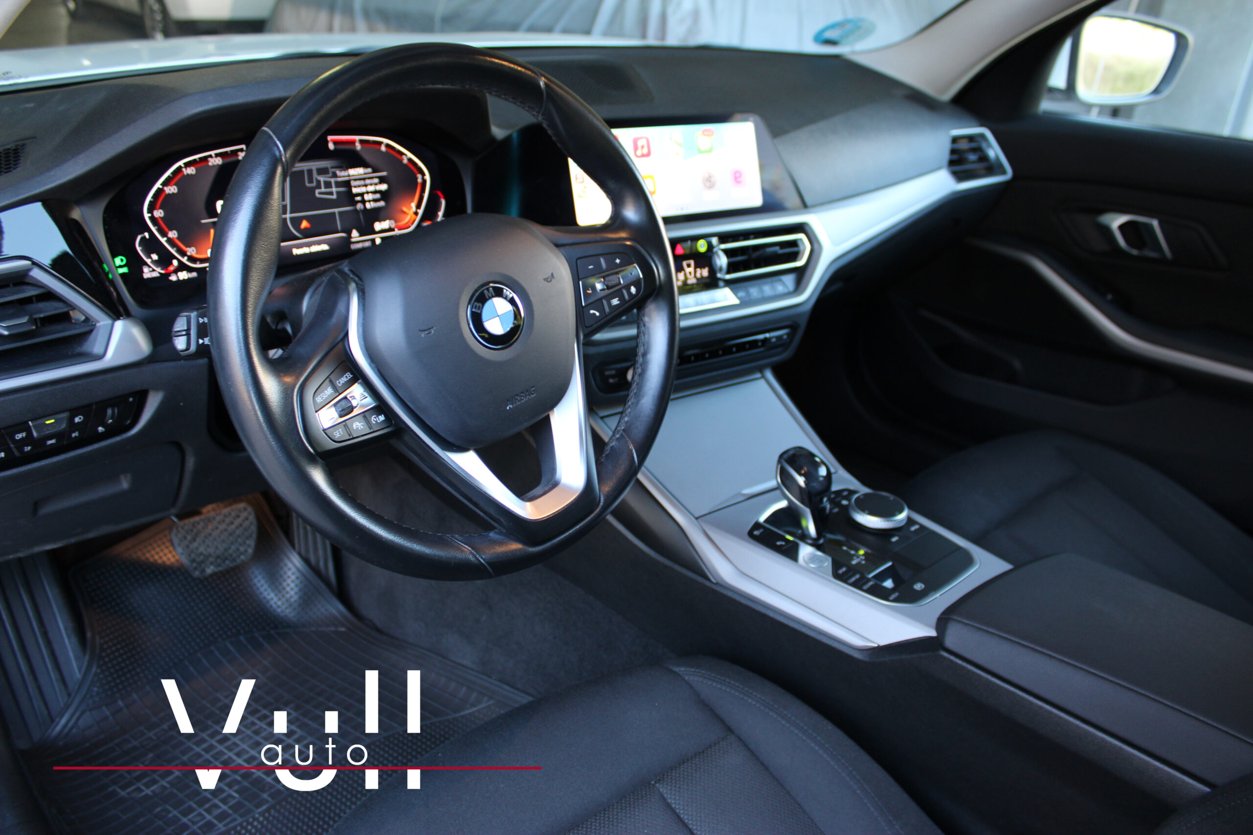 BMW 320d Touring xDrive Advantage - Imagen 11
