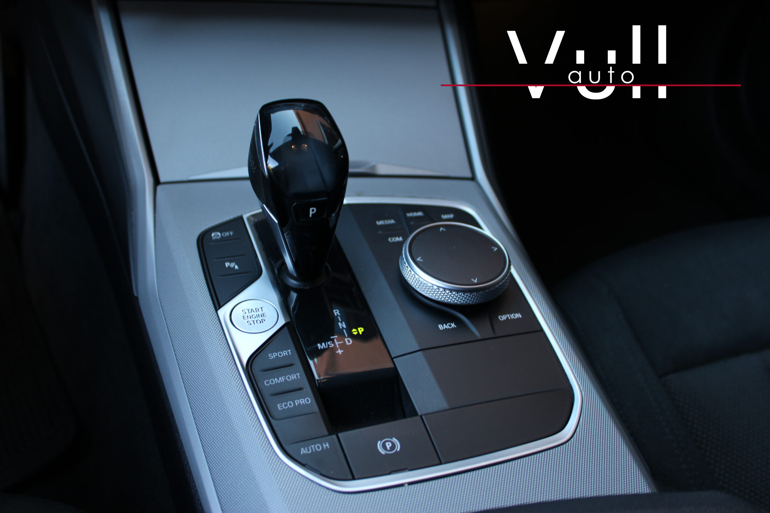 BMW 320d Touring xDrive Advantage - Imagen 24