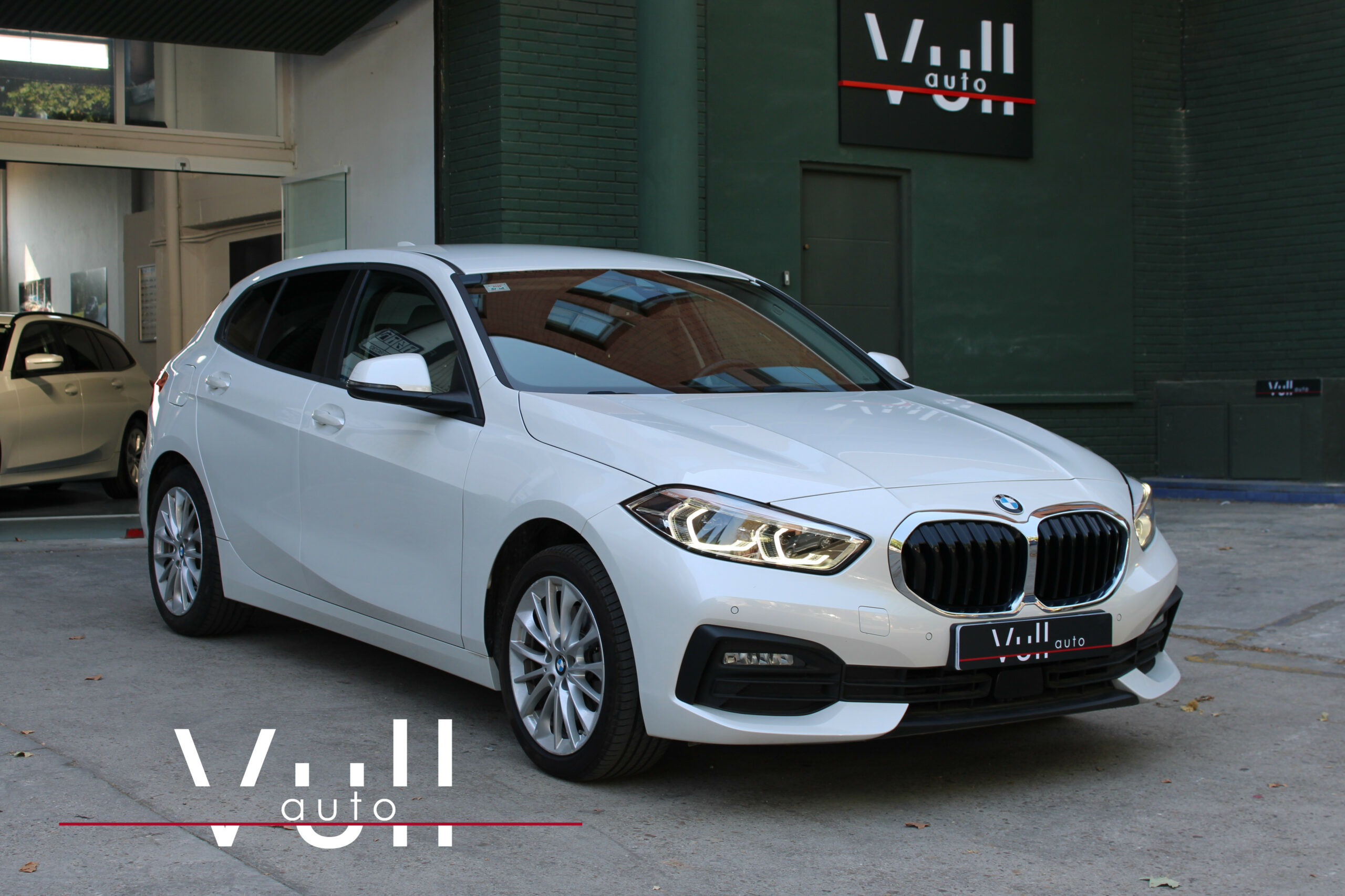 BMW 118i Avantage - Imagen 2