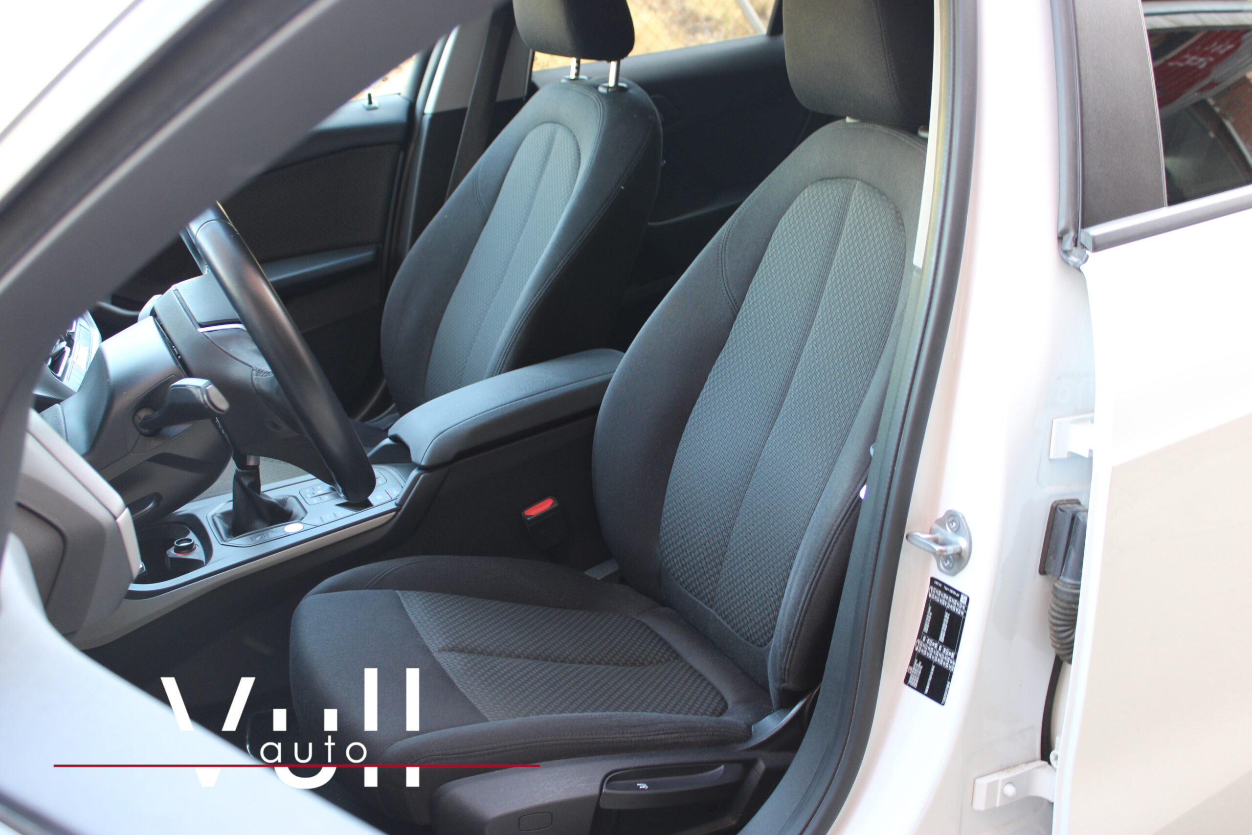 BMW 118i Avantage - Imagen 11