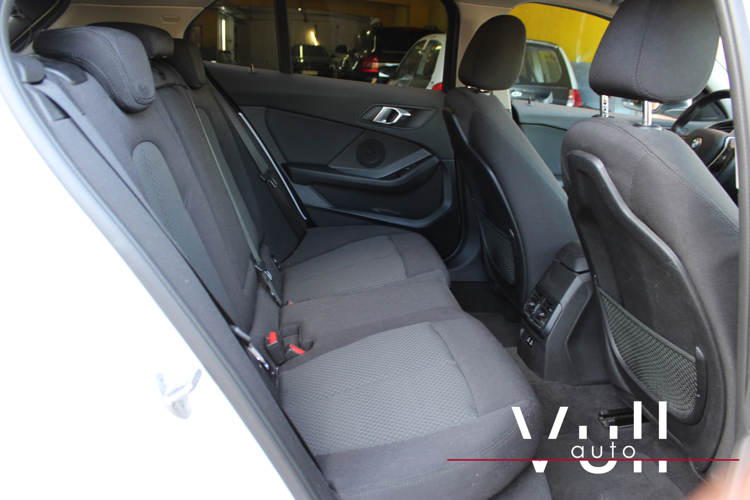 BMW 118i Avantage - Imagen 34