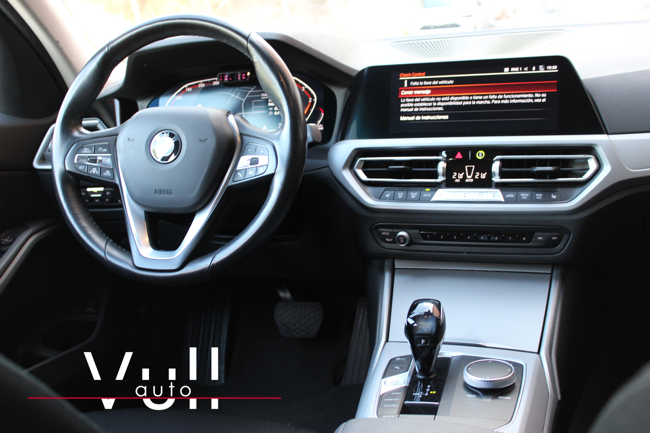 BMW 320d Touring xDrive Advantage - Imagen 12