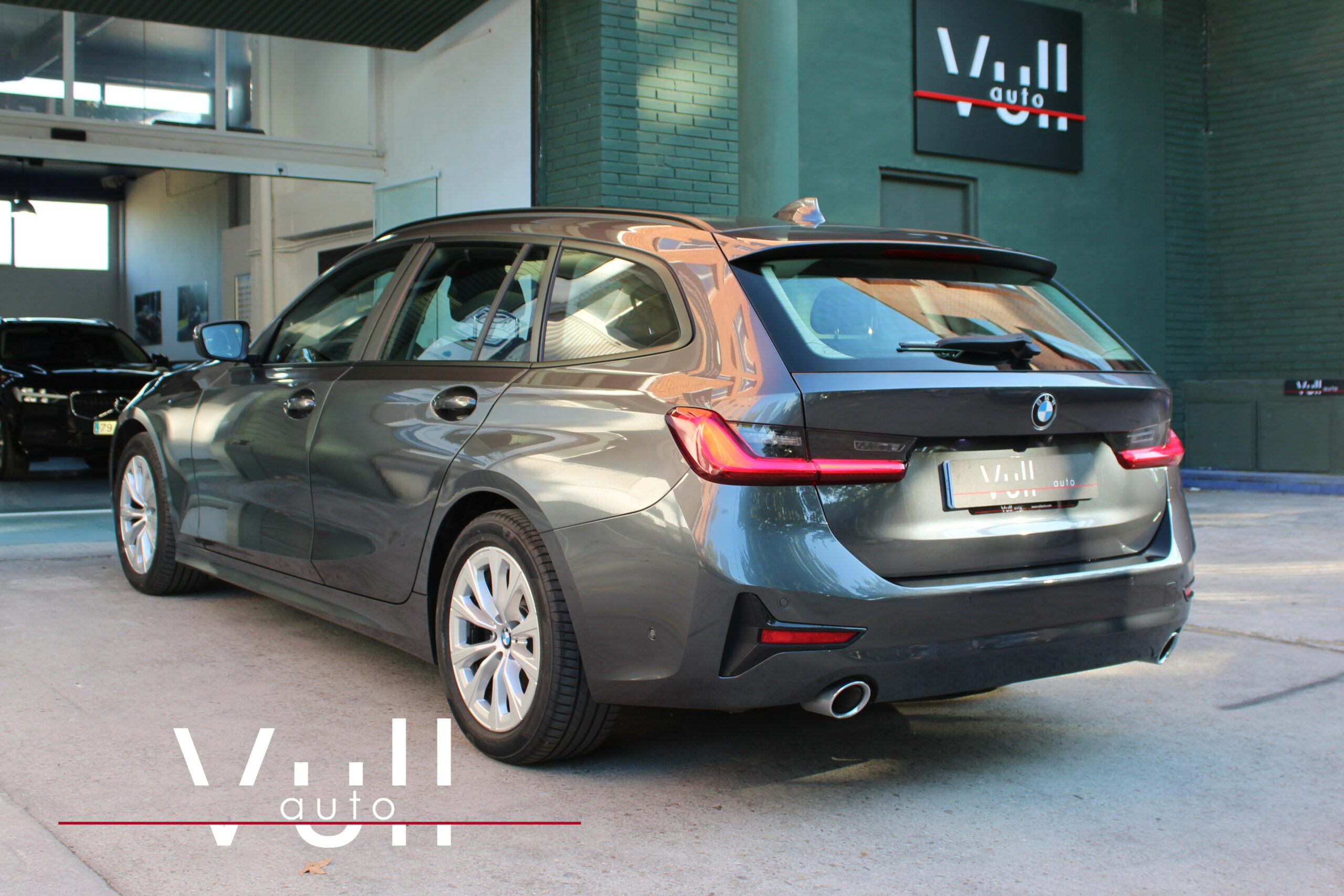 BMW 320d Touring xDrive Advantage - Imagen 5