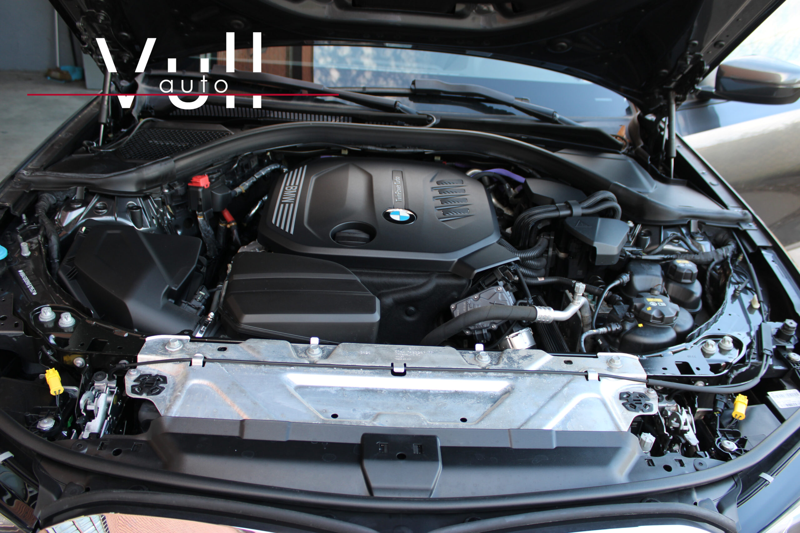 BMW 320d Touring xDrive Advantage - Imagen 28