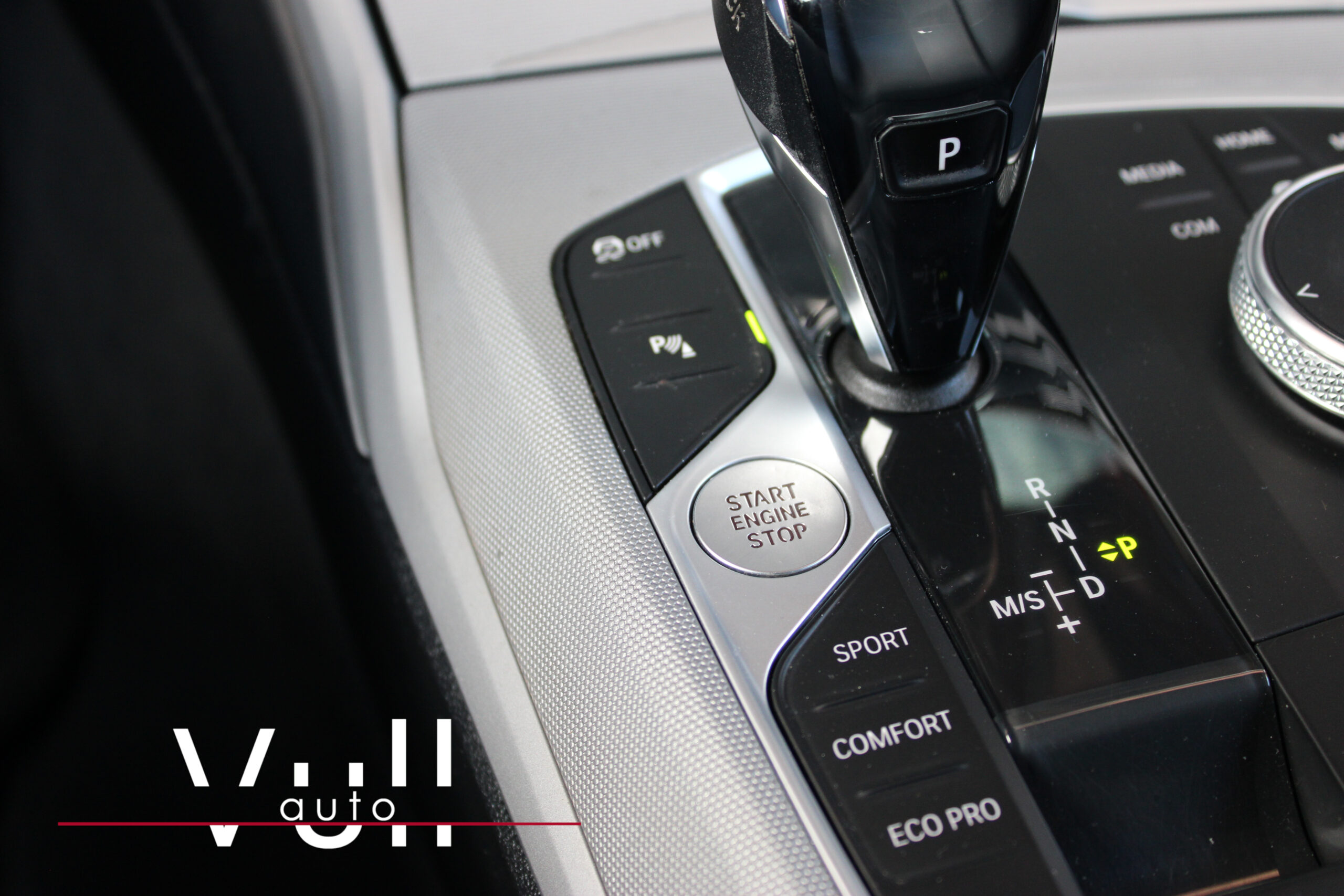 BMW 320d Touring xDrive Advantage - Imagen 20