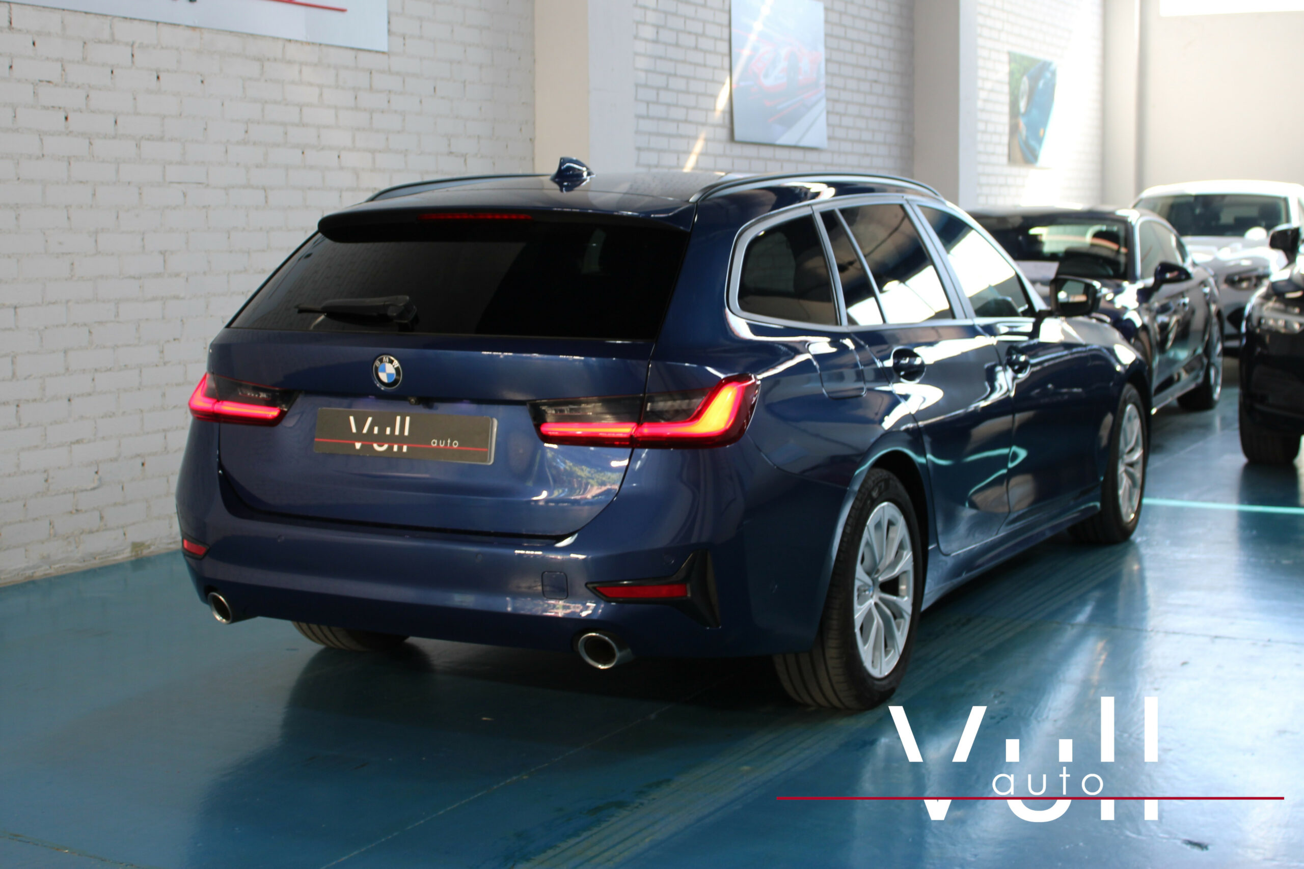 BMW 320d Touring xDrive Advantage - Imagen 7